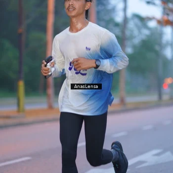 Runner Photo 8158736