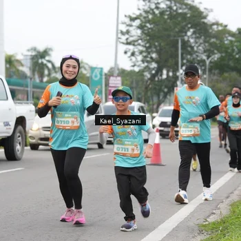 Runner Photo 8158747