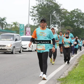 Runner Photo 8158748