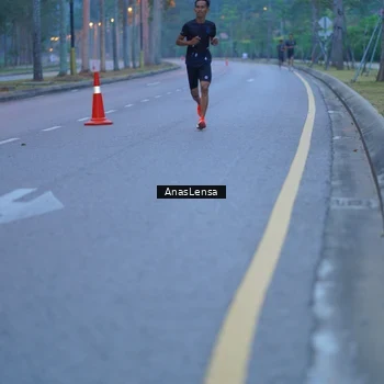 Runner Photo 8158754