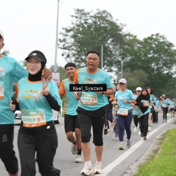 Runner Photo 8158757