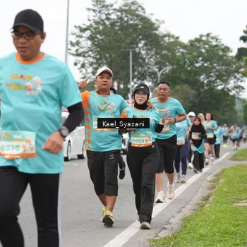 Runner Photo 8158759