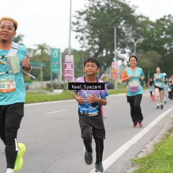 Runner Photo 8158772