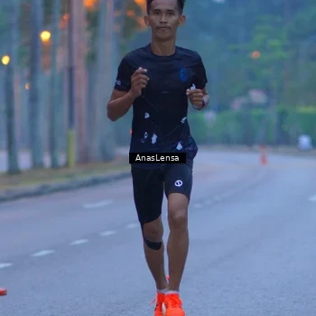 Runner Photo 8158781