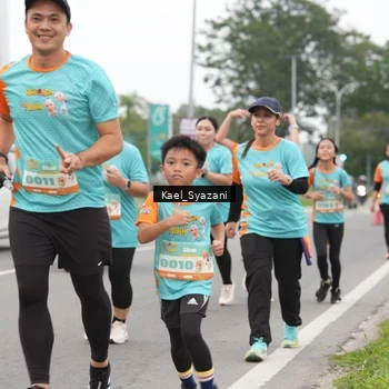 Runner Photo 8158796