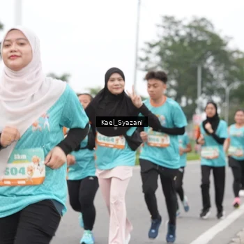 Runner Photo 8158797