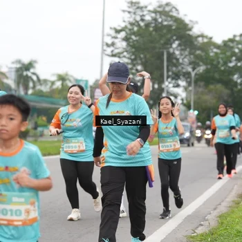 Runner Photo 8158802