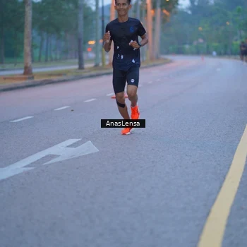 Runner Photo 8158810