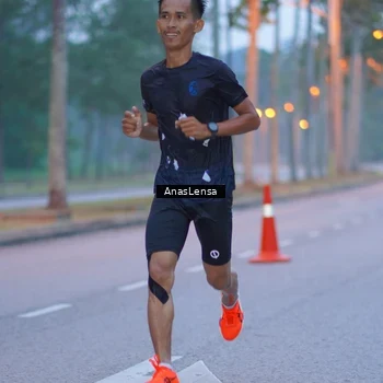 Runner Photo 8158814