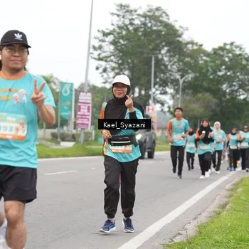 Runner Photo 8158820