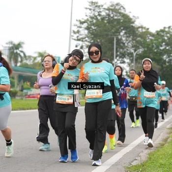 Runner Photo 8158833