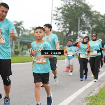 Runner Photo 8158837