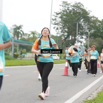 Runner Photo 8158842