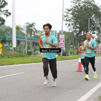 Runner Photo 8158844