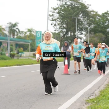 Runner Photo 8158845