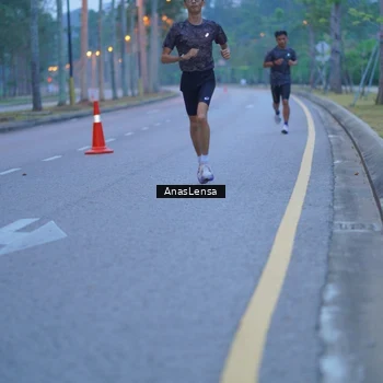 Runner Photo 8158846