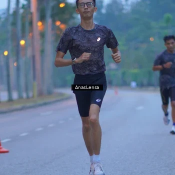 Runner Photo 8158847