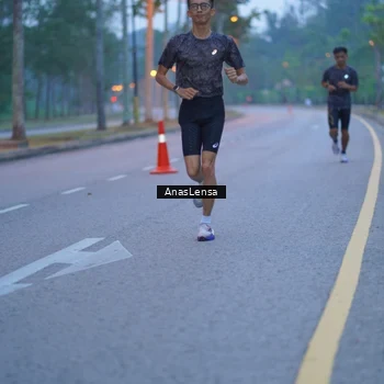 Runner Photo 8158849