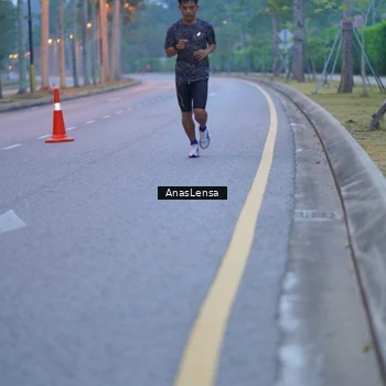 Runner Photo 8158856