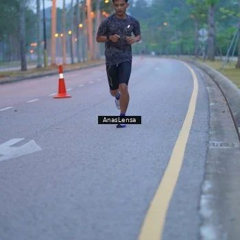 Runner Photo 8158873