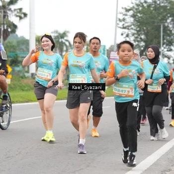 Runner Photo 8158875