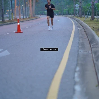 Runner Photo 8158889