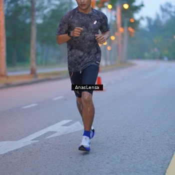 Runner Photo 8158895