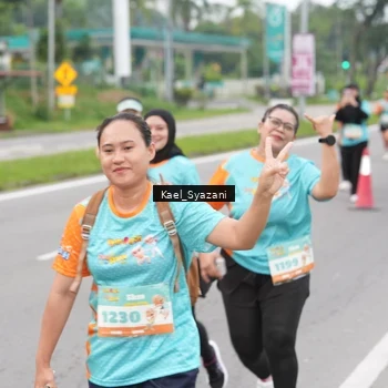 Runner Photo 8158903
