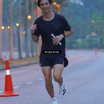 Runner Photo 8158917