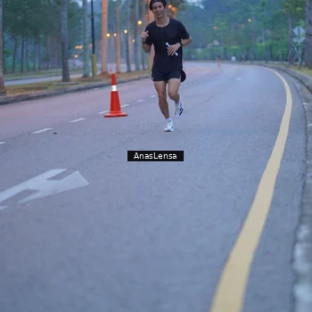 Runner Photo 8158921