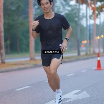 Runner Photo 8158973