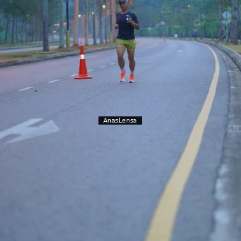 Runner Photo 8159002