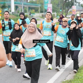 Runner Photo 8159012