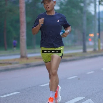 Runner Photo 8159034