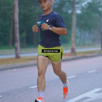 Runner Photo 8159038