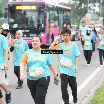 Runner Photo 8159043