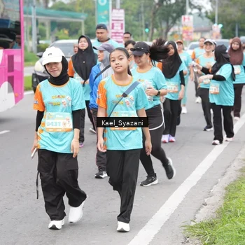 Runner Photo 8159049
