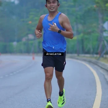Runner Photo 8159054