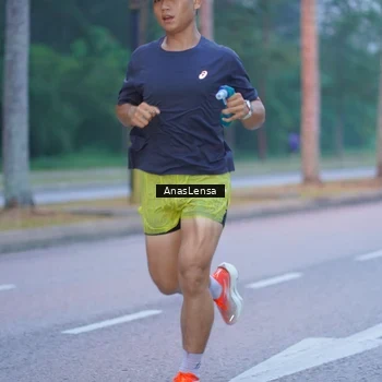 Runner Photo 8159055