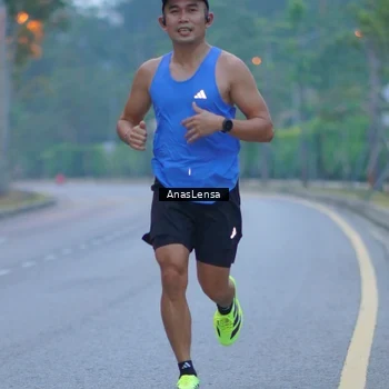 Runner Photo 8159057
