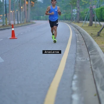 Runner Photo 8159060
