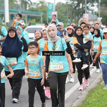Runner Photo 8159076
