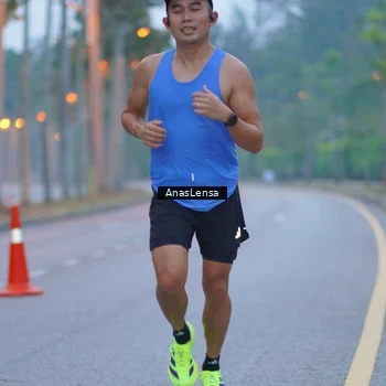 Runner Photo 8159087