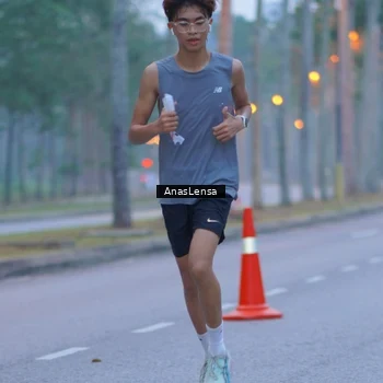 Runner Photo 8159207
