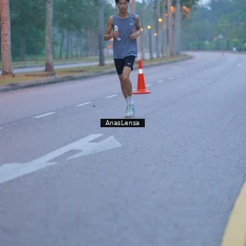 Runner Photo 8159210