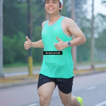 Runner Photo 8159288