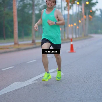Runner Photo 8159301