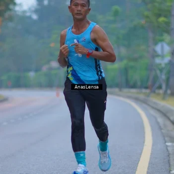 Runner Photo 8159310