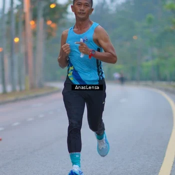 Runner Photo 8159317