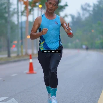 Runner Photo 8159319